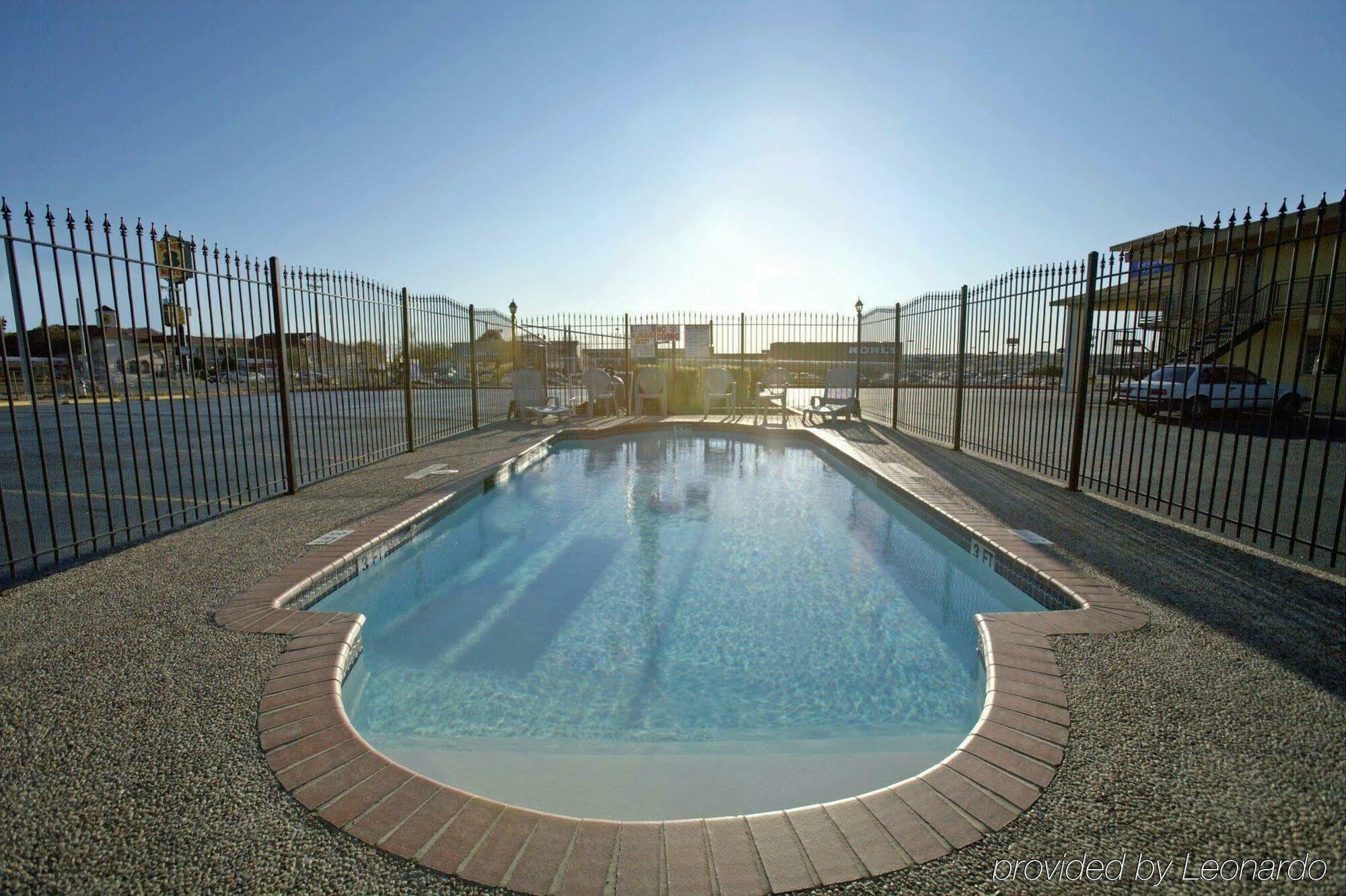 Travelodge By Wyndham New Braunfels Kemudahan gambar